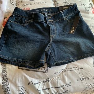 Woman’s Jean shorts. New with tags still on